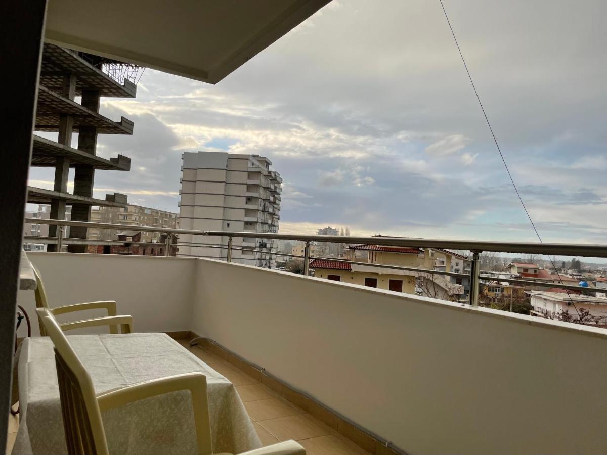 The Sunset Apartment Vlorë Exterior foto